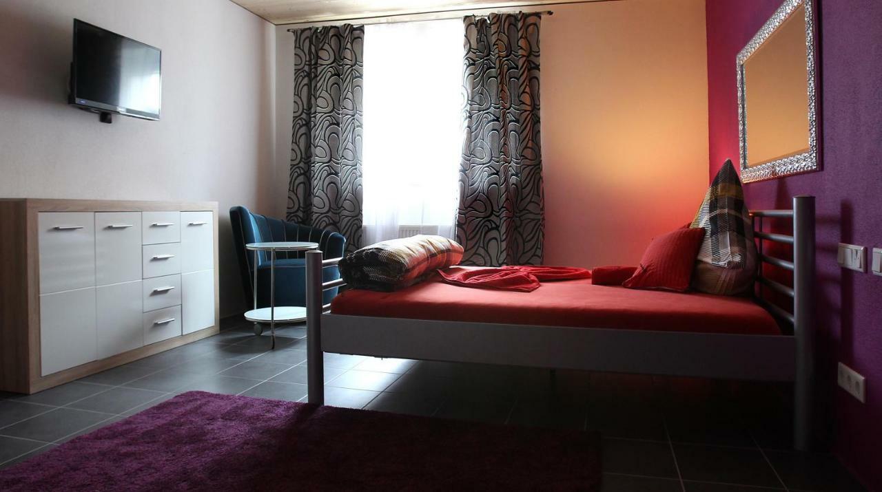 Lustra Stundenhotel - Adults Only Landshut Exteriör bild